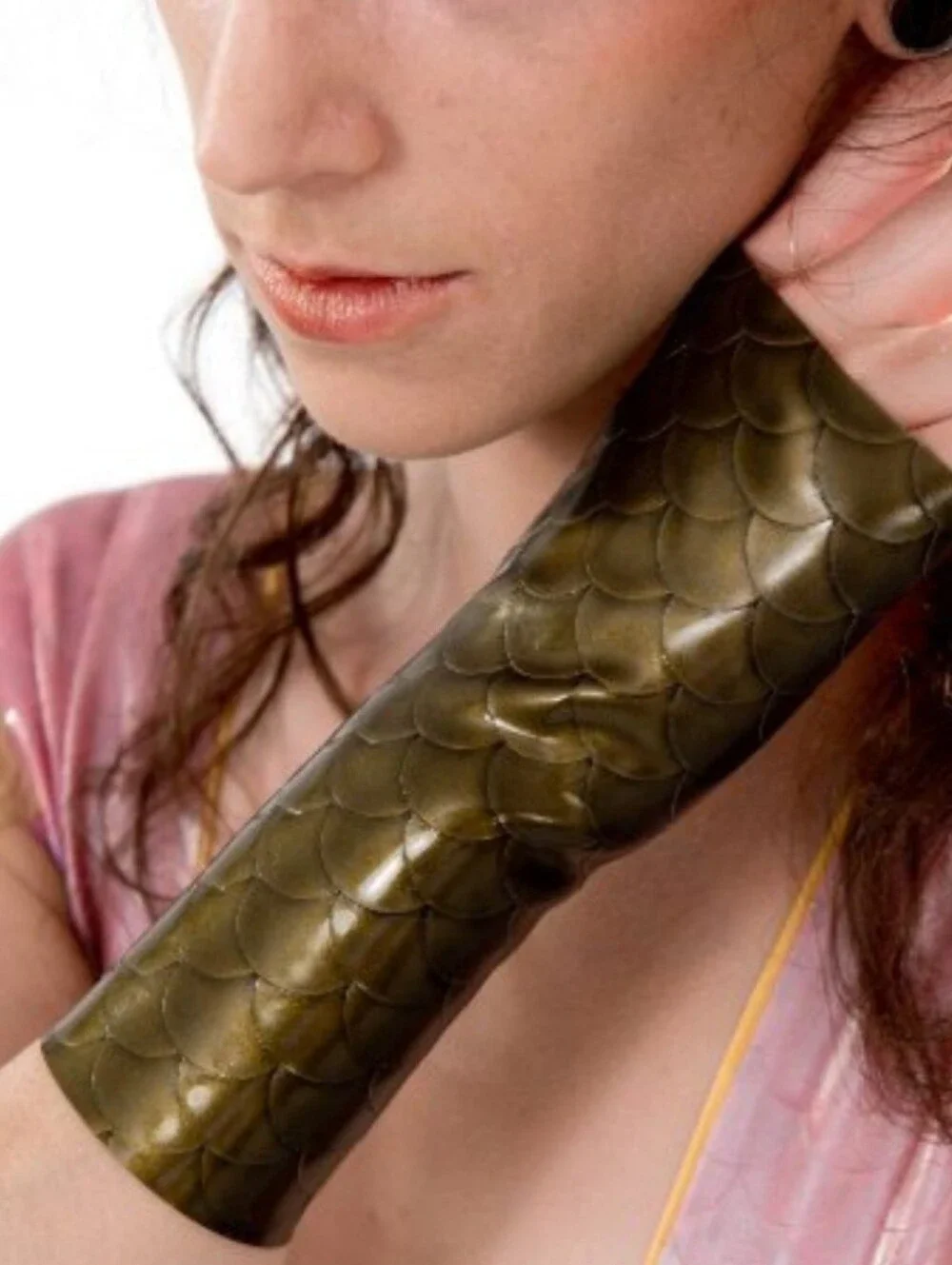REAL LATEX by DAWNAMATRIX Bronze Scale Print Fingerless Gloves